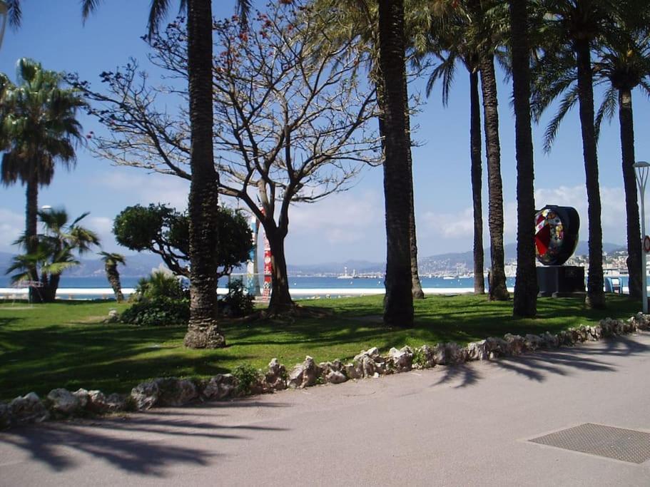 80m2 dans Parc Classé, Piscine, Calme, 5mn de Cannes Le Cannet Exterior foto
