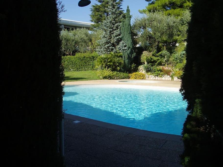 80m2 dans Parc Classé, Piscine, Calme, 5mn de Cannes Le Cannet Exterior foto